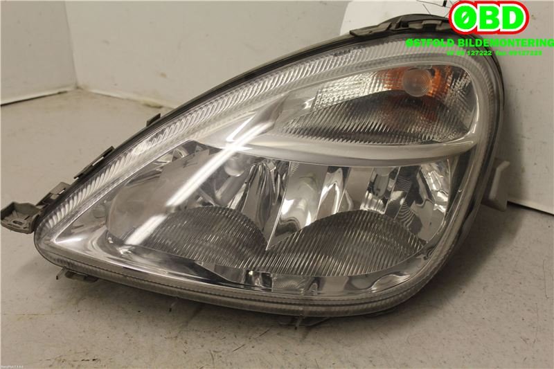 Frontlykt venstre halogen til Mercedes A-Klasse 1998-2004 (W168) (W168) (MERCEDES|A 168 820 17 61|)