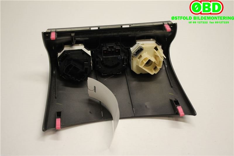 Varmeapparat betjening til Toyota Urban Cruiser 2009-2014  (TOYOTA|5590252080|5590152310|5590352231)