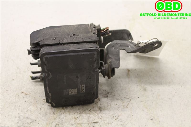 ABS sentral til Ford Fiesta 2008-2012 (Type VI, Fase 1)  (FORD|1812481|)