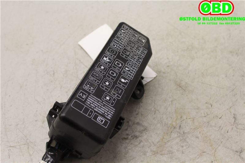 Sikringsboks til Mitsubishi i-MiEV 2010-->>  (MITSUBISHI|MR969466|)