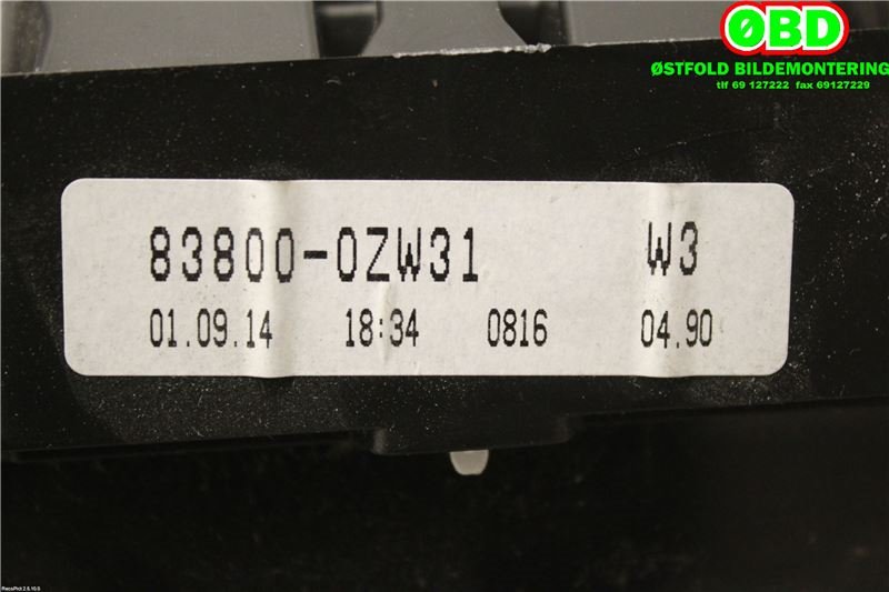 Instrumentpanel til Toyota Auris 2013-2015 (Type II, Fase 1)  (TOYOTA|838000ZW31|)