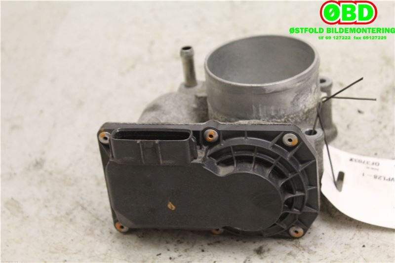 Spjeldhus til Toyota Auris 2013-2015 (Type II, Fase 1)  (TOYOTA|220300T110|)