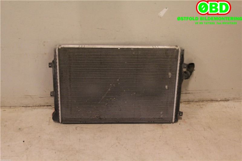 Radiator (manuell gir) til Škoda Superb 2008-2015 (Type II)  (SKODA|1K0 121 251 DM|1K0 121 251 AB|)