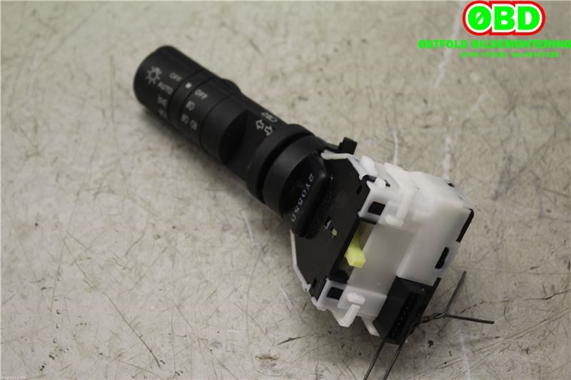 Bryter blink til Nissan Qashqai, 2010-2014 (Type I, Fase 2)  (NISSAN|25540JD03A)