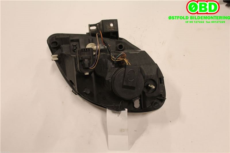 Frontlykt venstre halogen til Renault Kangoo 2003-2007 (Type I, Fase 2) (RENAULT|8200150614|260602069R|)