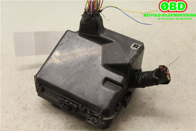Sikringsboks til Mitsubishi Lancer 2008-2017 (MITSUBISHI|8565A012|)