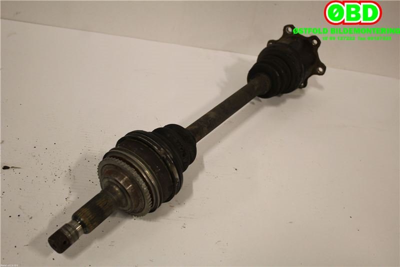 Drivaksel venstre bak til Toyota Hiace 2007-2012 (Fase 3) (TOYOTA|)