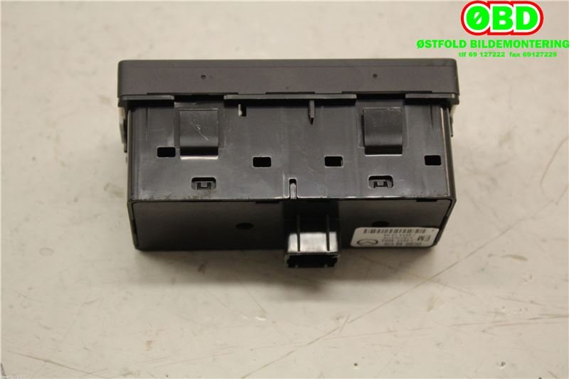 Bryter diverse til Mazda CX-3 2015-2022  (MAZDA|DC0H66170|)