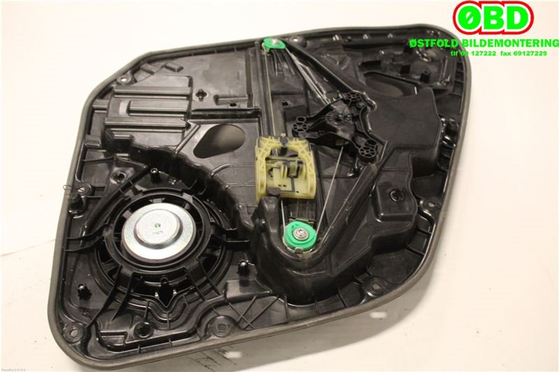 Ruteheis til Volvo V40 2012-2019  (VOLVO|31276217|)