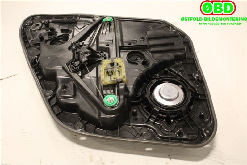 Ruteheis til Volvo V40 2012-2019  (VOLVO|31276218|)