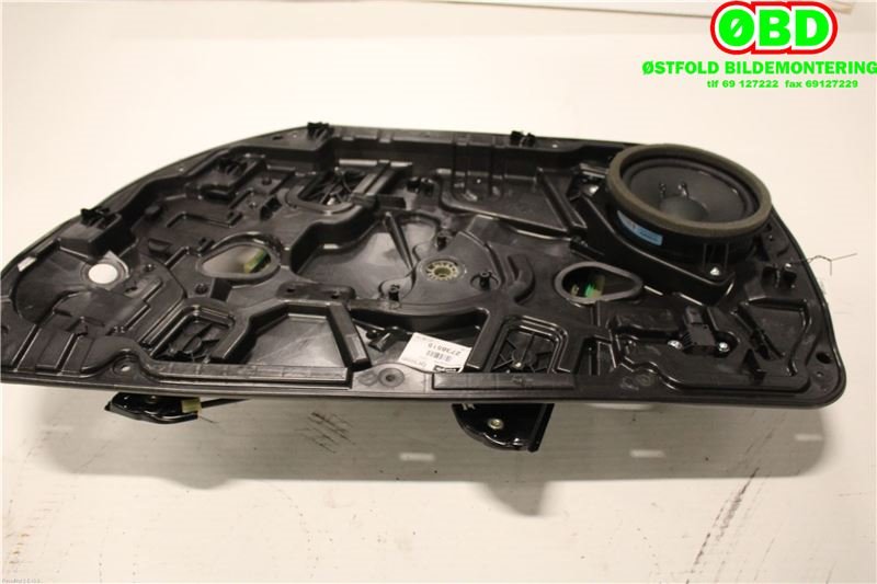 Ruteheis til Volvo V40 2012-2019  (VOLVO|31301556|)