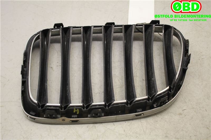 Grill høyre til BMW X1 2009-2015 (E84) (E84) (BMW|51112993306|)
