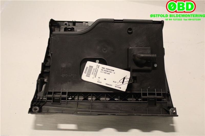 Hanskerom til VW Tiguan 2007-2011 (Type I, Fase 1) (VOLKSWAGEN|5M1 857 101 H|)