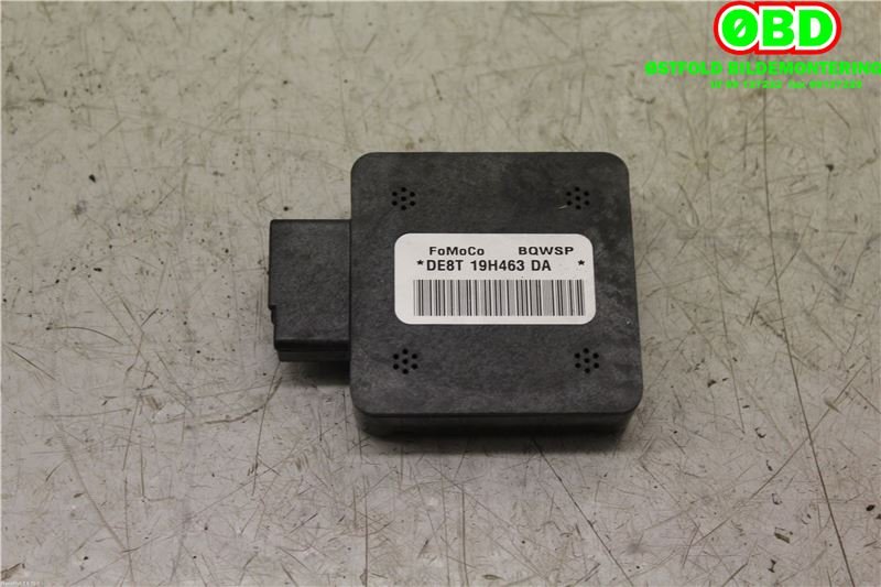 Antenne navigasjon til Ford Transit Courier 2014-2018 (Type I, Fase 1) (FORD|1945263||DE8T19H463DA)