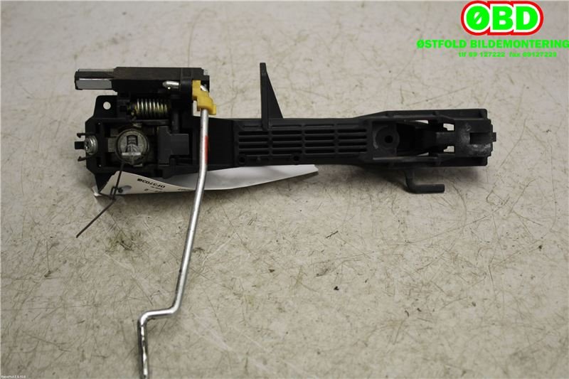Dørhåndtak utv venstre foran til Toyota Land Cruiser 120 2002-2009  (TOYOTA|6921128070C1|6920228010|)