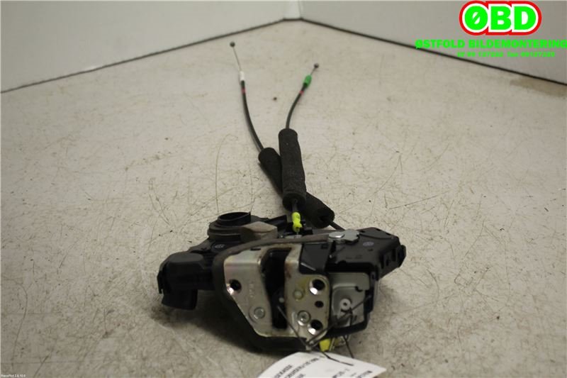 Låsekasse venstre foran til Toyota Land Cruiser 120 2002-2009  (TOYOTA|6904033231|6904033232|)