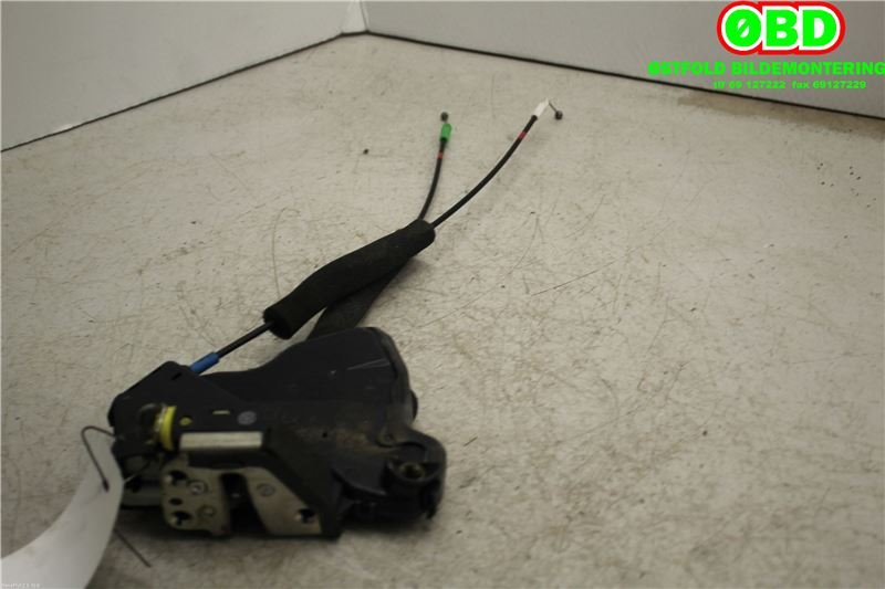 Låsekasse venstre foran til Toyota Land Cruiser 120 2002-2009  (TOYOTA|6904033231|6904033232|)
