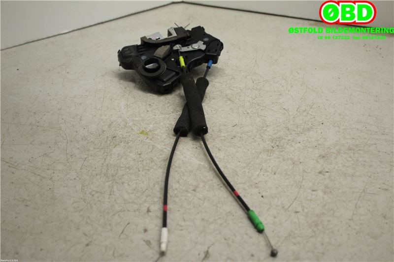 Låsekasse høyre foran til Toyota Land Cruiser 120 2002-2009  (TOYOTA|6903033271|6903033272|)