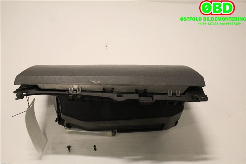Hanskerom til Toyota Land Cruiser 120 2002-2009 (TOYOTA|5550160180B0|)