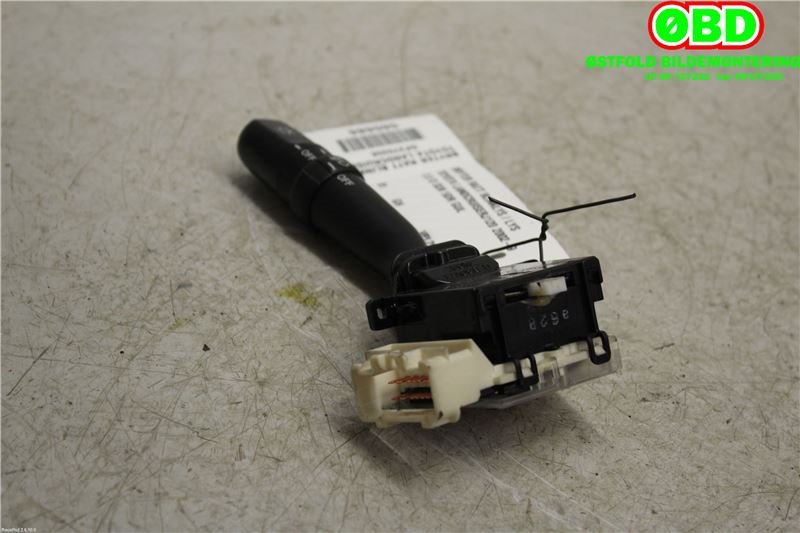 Bryter blink til Toyota Land Cruiser 120 2002-2009 (TOYOTA|)