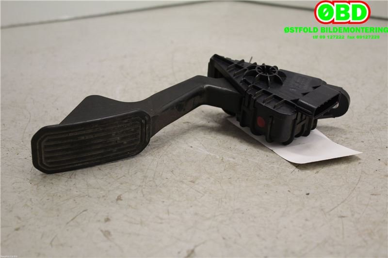 Pedal gass til Toyota Land Cruiser 120 2002-2009  (TOYOTA|7812060350|)
