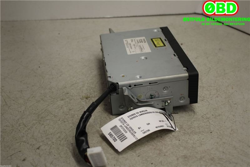 Bilstereo CD-veksler til Toyota Land Cruiser 120 2002-2009  (TOYOTA|8627560020||8627060070)