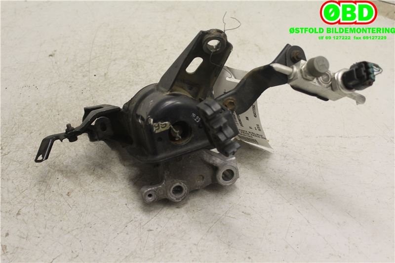 Motorfeste til Toyota Prius 2009-2016 (Type III) (COMBI) (COMBI) (TOYOTA|1230537160|1230537161|)