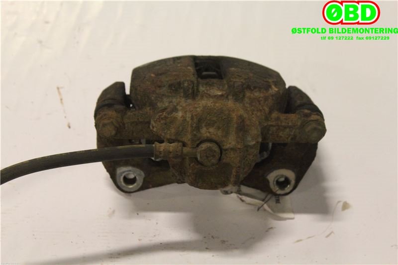 Bremsecaliper venstre foran til Mitsubishi Colt 2009-2013 (Type VII, Fase 2)  (MITSUBISHI|4605A065|)