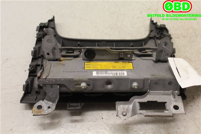 Airbag kne til Toyota Prius +7 2012-2020 (Type III) (stasjonsvogn) (stasjonsvogn) (TOYOTA|7390047031B0|)