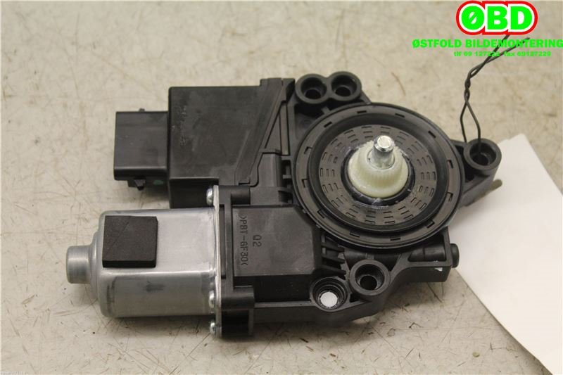 Ruteheis venstre foran til Hyundai i30 2012-2017 (Type II)  (HYUNDAI|82450A5010|)