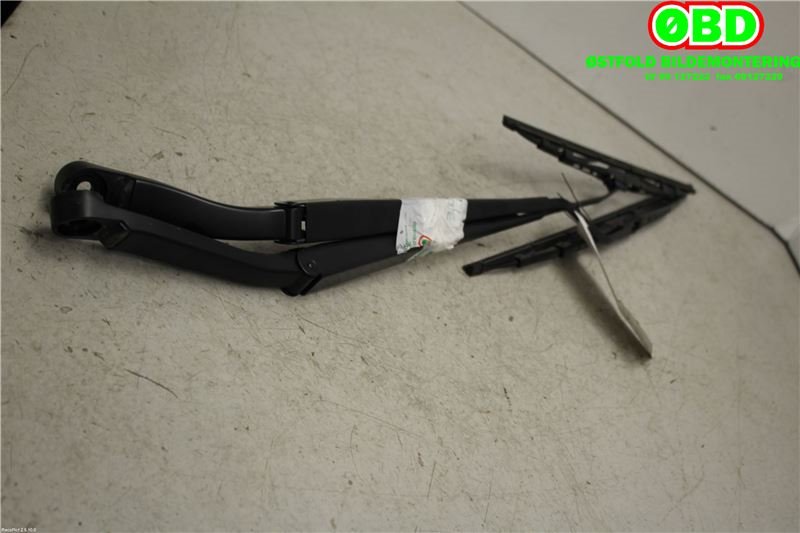 Viskerarmer frontrute til Nissan NV200 2010-2019 (NISSAN|28886JX31A|28881JX31A|)