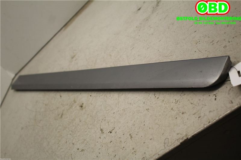 Diverse deler til Audi A4, 2004-2008 (Type III) (B7) (B7) (AUDI|8E0853954)