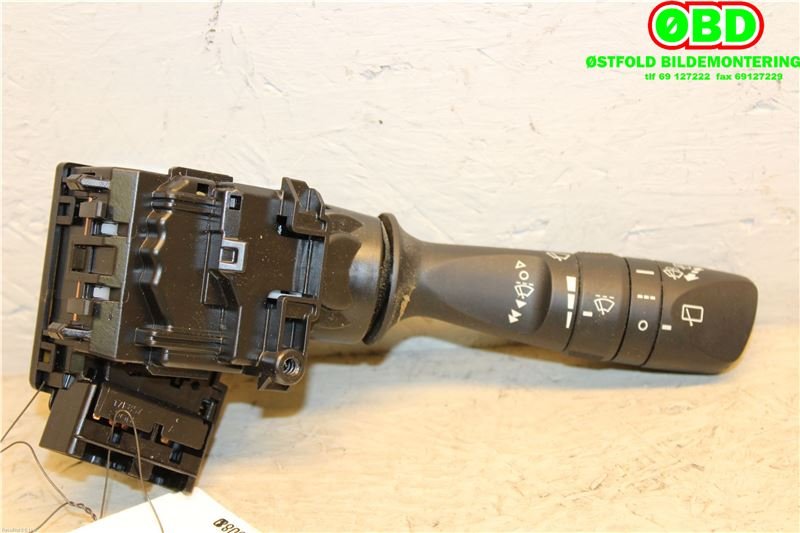 Bryter visker til Toyota Auris 2013-2015 (Type II, Fase 1) (TOYOTA|8465202540|)