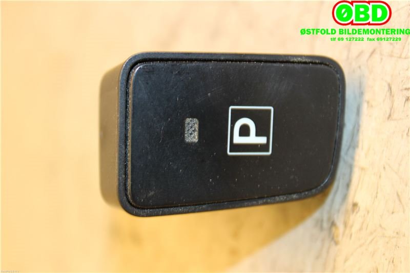 Bryter elektrisk håndbrekk/parkbrems til Toyota Auris 2013-2015 (Type II, Fase 1) (TOYOTA|8471802020|)