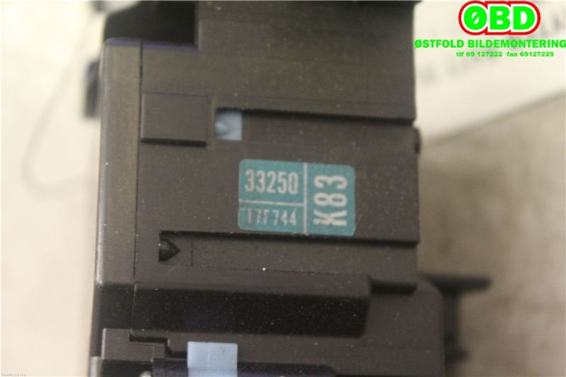 Bryter blink til Toyota RAV4 2013-2015 (Type IV, Fase 1) (TOYOTA|8414033250|)