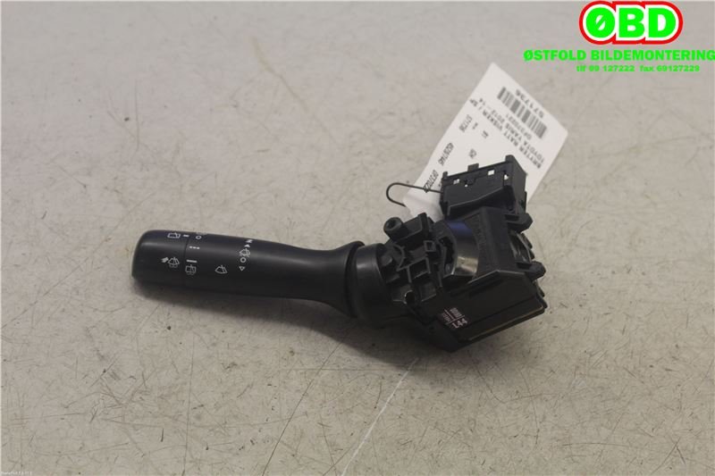 Bryter visker til Toyota Yaris 2012-2014 (Type III, Fase 1)  (TOYOTA|846520D180|)