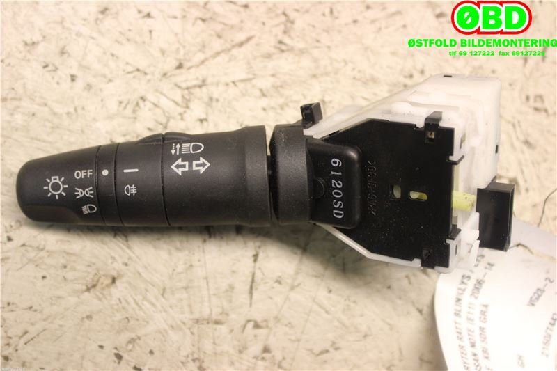 Bryter blink til Nissan Note 2006-2013 (Type I) (NISSAN|)