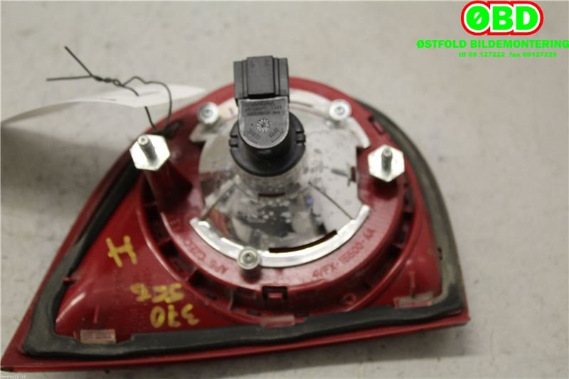 Baklykt høyre indre til VW Golf V, Combi 2003-2008  (VOLKSWAGEN|1K6 945 094 E|)
