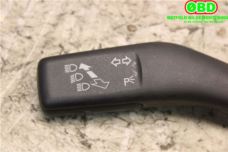 Bryter blink til VW Golf VI 2008-2012  (VOLKSWAGEN|1K0 953 513 E||1K0953513E)
