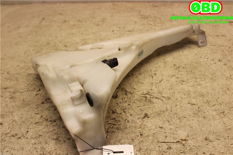 Spylertank til Volvo V50 2004-2007 (Fase 1)  (VOLVO|31253164|)