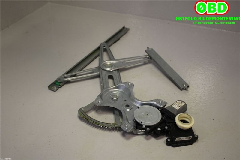 Ruteheis venstre foran til Toyota Auris 2010-2012 (Type I, Fase 2) (TOYOTA|6982002330|)