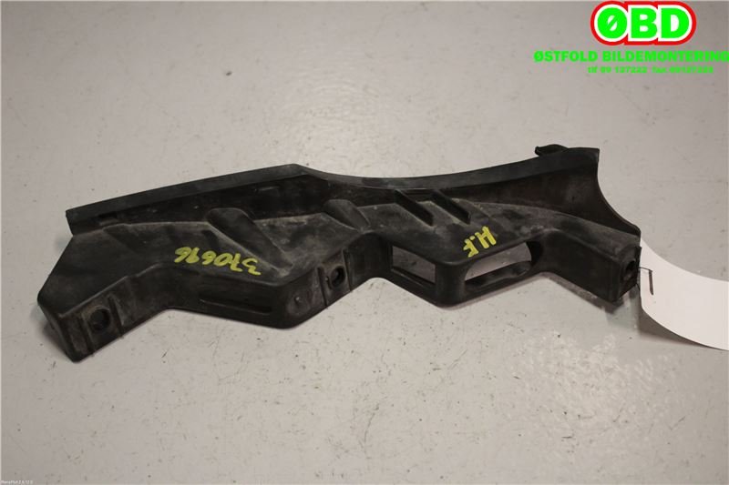 Diverse deler til VW Passat 2005-2010 (B6) (B6) (VOLKSWAGEN|3C0 807 889 A|)