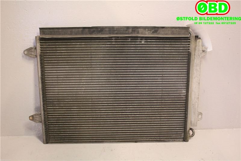 Aircondition radiator til VW Passat 2005-2010 (B6) (B6) (VOLKSWAGEN|3C0 820 411 C|3C0 820 411 G|)