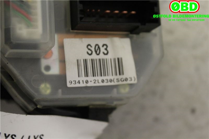 Bryter blink til Hyundai i30 2007-2012 (Type I)  (HYUNDAI|934102L030|)