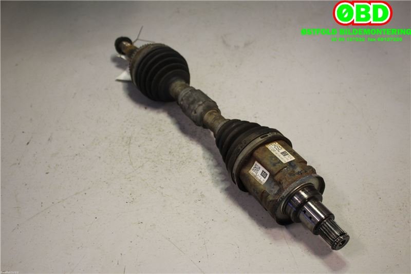 Drivaksel venstre foran til Toyota RAV4 2000-2006 (Type II) (TOYOTA|)