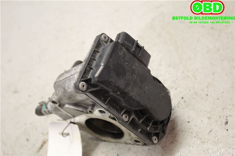 Spjeldhus til Toyota Yaris 2014-2020 (Type III, Fase 2)  (TOYOTA|2203047040|)