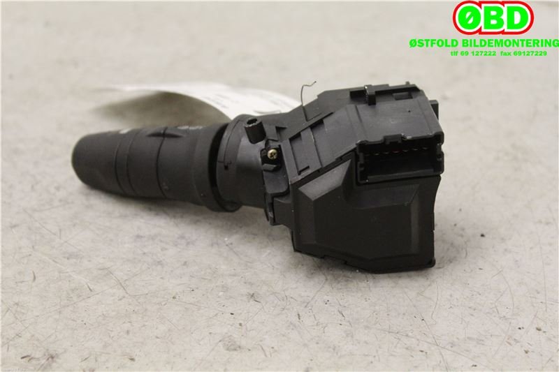 Bryter visker til Nissan Primera 2002-2007 (P12) (P12) (NISSAN|25260AV615|)
