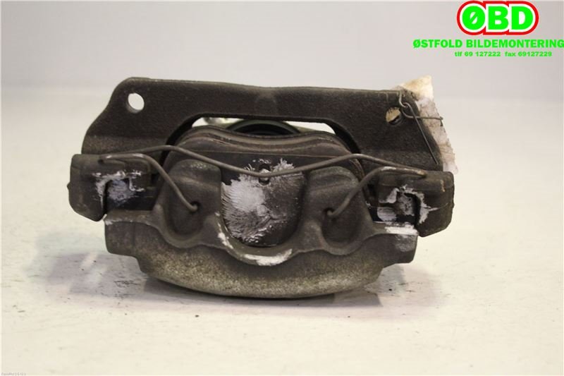 Bremsecaliper venstre foran til Dacia Duster 2010-2017 (Type I)  (1.5 DCI K9K-898|410111495R|)