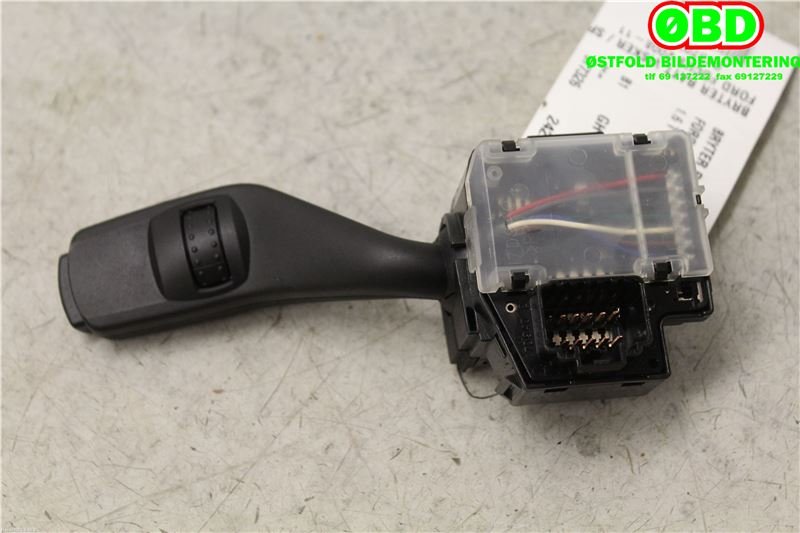 Bryter visker til Ford Focus 2008-2010 (Type II, Fase 2)  (FORD|1350067|)
