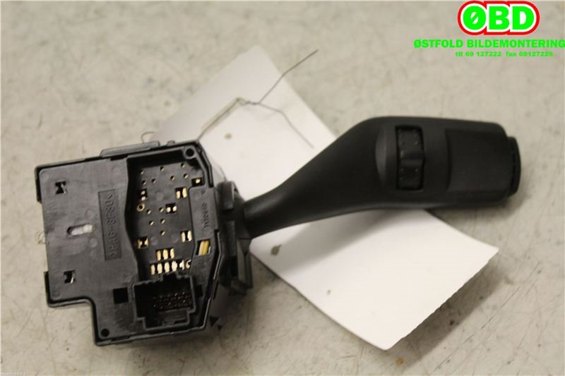 Bryter blink til Ford Focus 2008-2010 (Type II, Fase 2)  (FORD|1362588|)